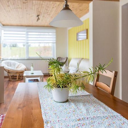 Ferienwohnung Erdgeschoss Юберлинген Екстериор снимка